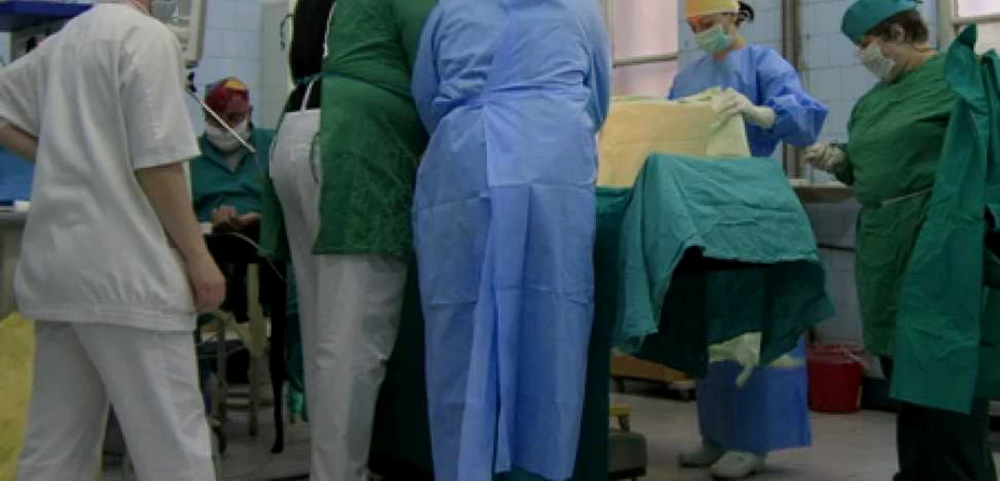 Starea celor doi bolnavi grav de gripă porcină este mai bună.Foto:Arhivă