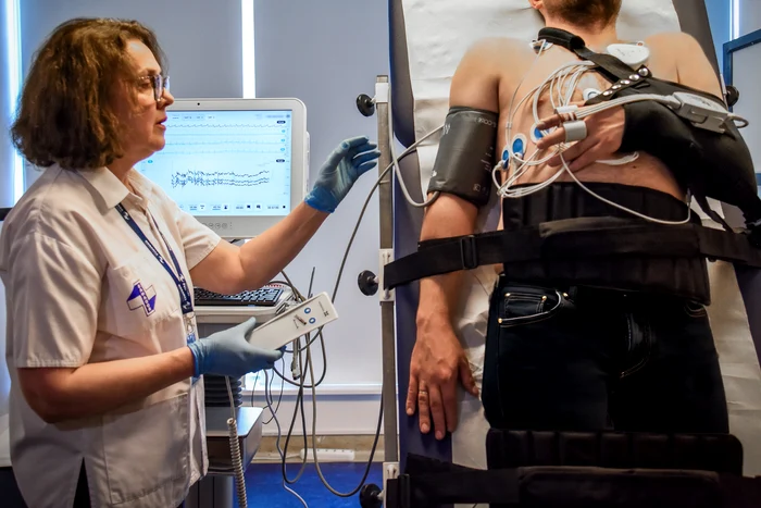 01 Testul mesei inclinate SANADOR jpg