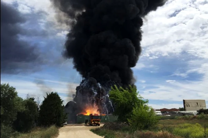 
    Printre răniții în explozie se află și o tânără româncăFoto: Twitter  