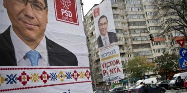 victor ponta afisaj stradal