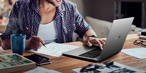 HUAWEI MateBook D16