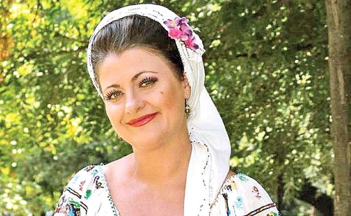 Steliana Sima (55 de ani) nu are fire albe de păr