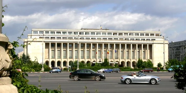 Palatul Victoria Guvern FOTO rfi.ro