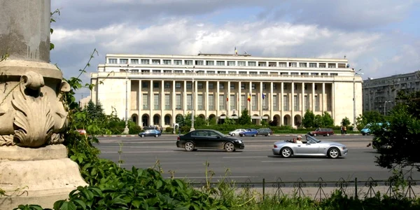 Palatul Victoria Guvern FOTO rfi.ro