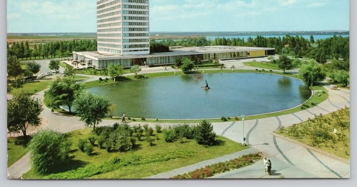 Un simbol celebru din Mamaia va fi distrus după 60 de ani de la deschidere Un simbol celebru din Mamaia va fi distrus după 60 de ani de la deschidere