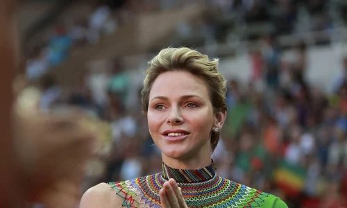 La princesse Charlene et le prince Albert II de Monaco assistent aux Herculis 2017, le meeting international d'athlétisme à Monaco, au stade Louis II jpeg
