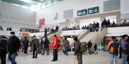 Gara Braşov nu a mai fost reabilitată complet de 30 de ani