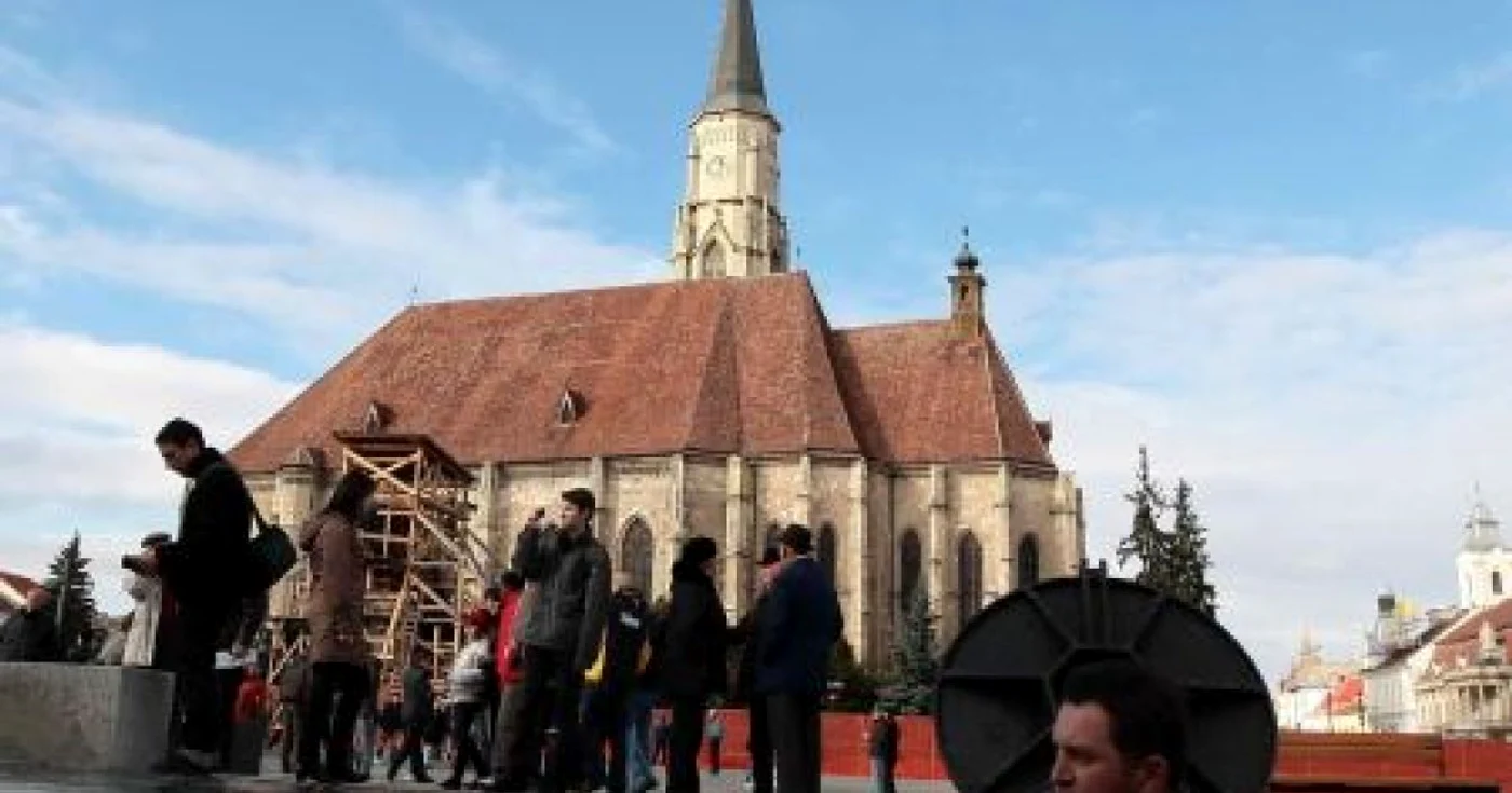 Cluj: Piaţa Unirii, inaugurată cu scandal (GALERIE FOTO)