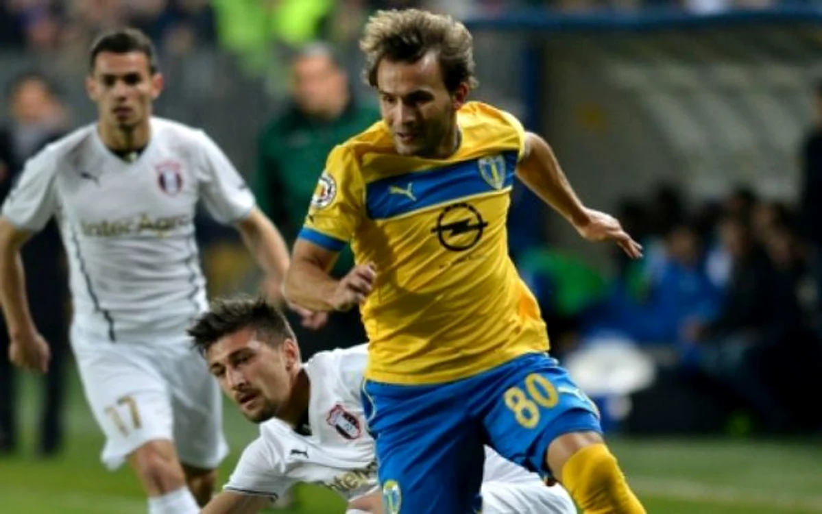 Teixeira este unul dintre cei mai buni străini din campionat, dar joacă şi el la o echipă în insolvenţă şi nu e foarte fericit cu astaFoto Click!