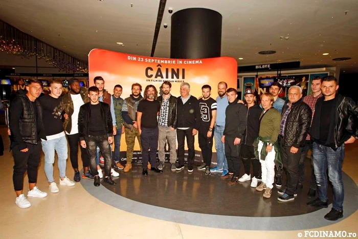 "Câinii", la filmul "Câini"foto: Octavian Cocoloş Photography