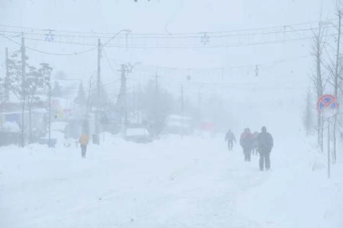 Zăpadă şi viscol în Capitală