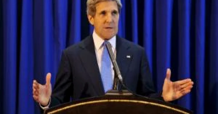 John Kerry, punte de legătură între reprezentanţii Israelului şi palestinieni. FOTO: Reuters