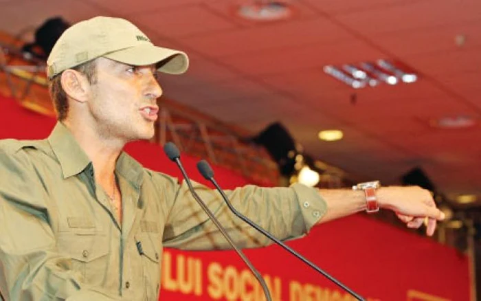 Radu Mazăre - primarul Constanţei costumat în Che Guevara