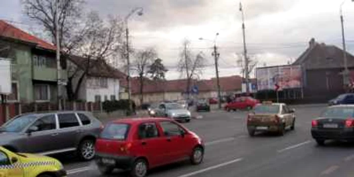 Semafoarele vor trebui să fluidizeze traficul pe Şoseaua Alba Iulia