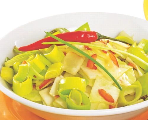 1366372976 8692salata 20de 20praz 20cu 20varza jpeg