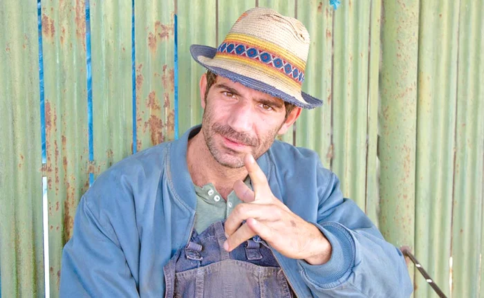 
    Cuzin Toma a devenit celebru cu personajul Firicel, din „Las Fierbinţi”   