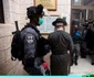 Poliţia israeliană patrulează în cartierul Mea Shearim din Ierusalim şi reţine evreii ultraordocşi care nu respectă restricţiile FOTO Guliver / Getty Images / Amir Levy