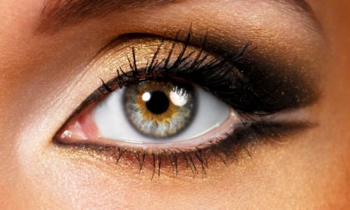 1 shutterstock ochi machiat 16690402 jpg jpeg