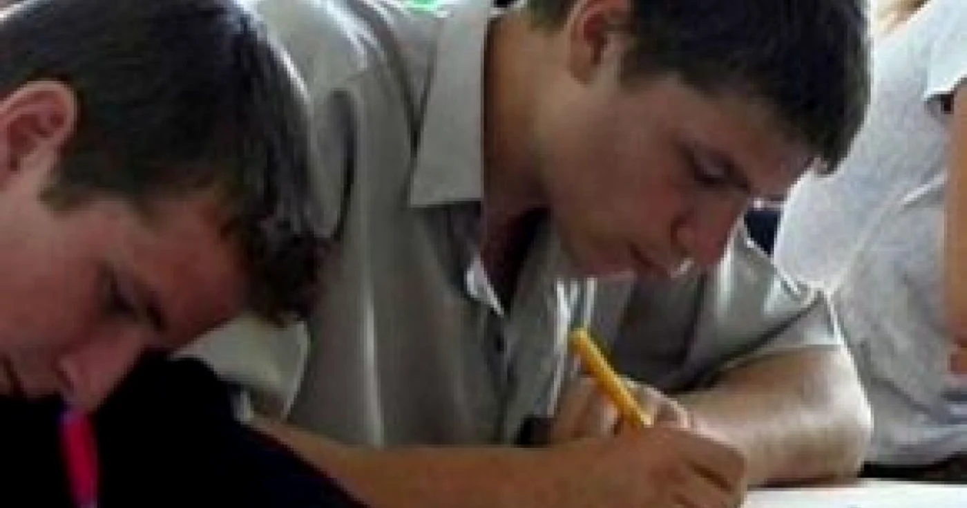 Bistriţa: Restanţieri la Bac au susţinut ultima probă