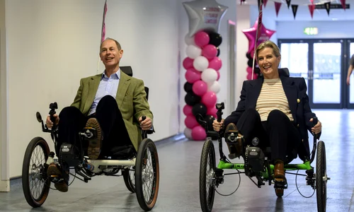 Ducele și ducesa de Edinburgh, vizită regală sportivă la Manchester, Profimedia jpg