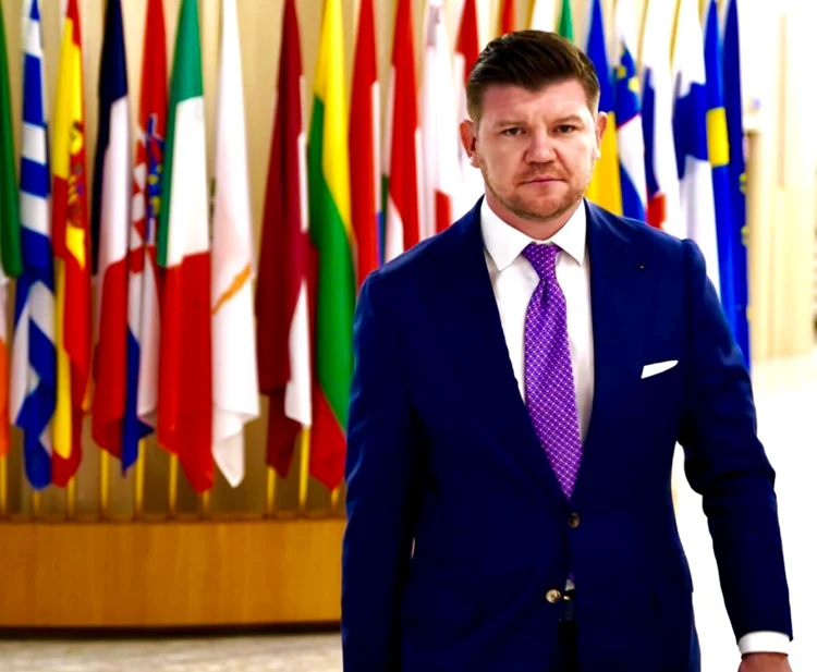 Analistul politic Anton Pisaroglu