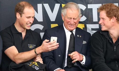 royal baby watch prince william phoneless 02 jpeg