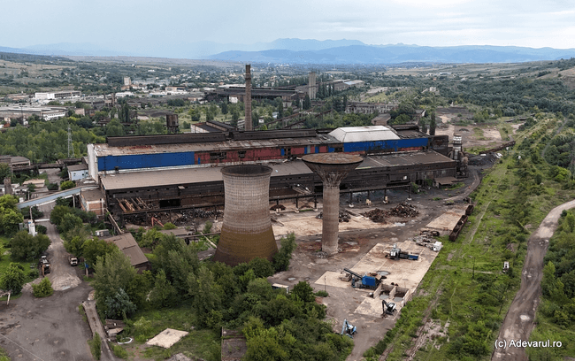 Județul care a pierdut 100.000 de locuri de muncă în industria grea primește ultima lovitură: combinatul, închis definitiv   