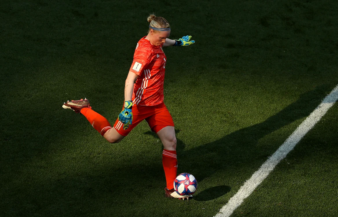 
    Hedvig Lindahl e medaliată cu echipa Suediei la JO și CMFoto: Guliver / GettyImages  