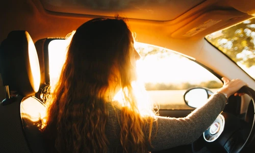 Află acum 3 sfaturi pentru a conduce în siguranţă în sezonul rece (1) jpg