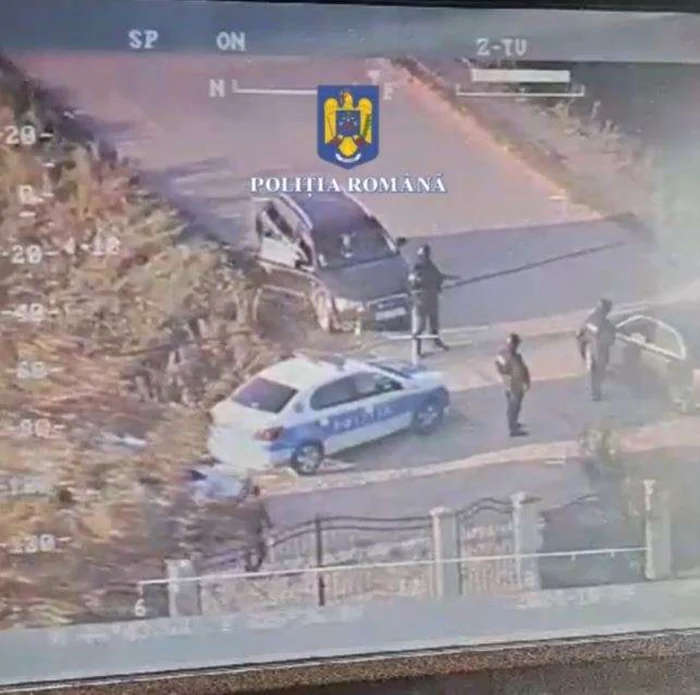 Peste 200 de poliţişti au descins la clanurile interlope din Bărbuleşti. Foto: Poliţia Română