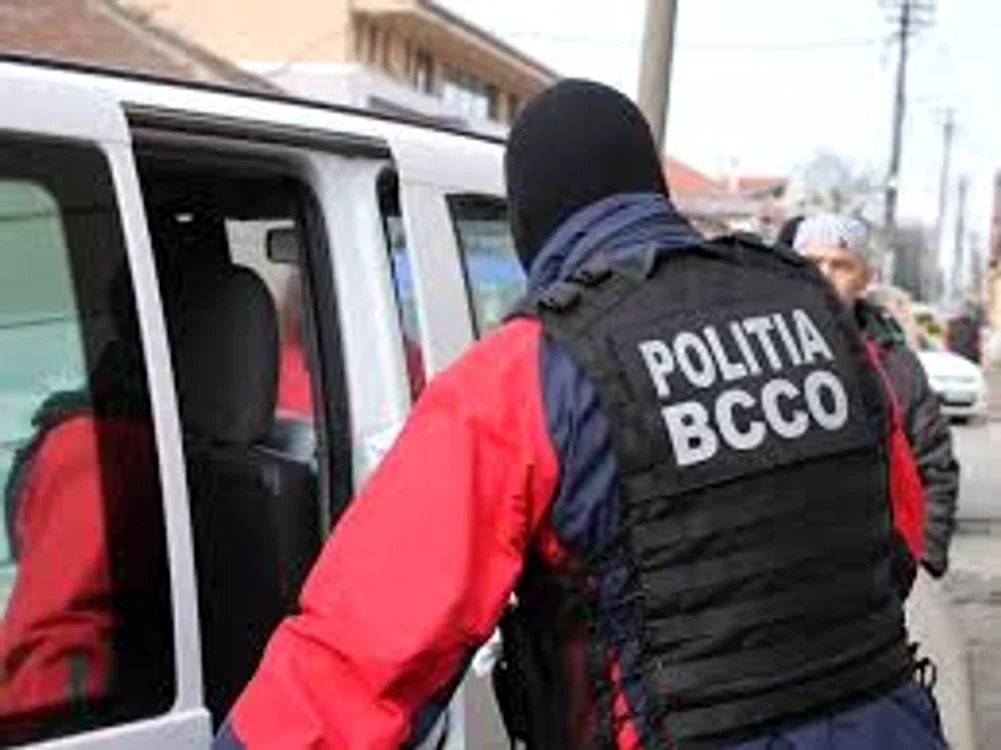 
    Poliţia Judeţeană Constanţa a anunţat că patru poliţişti de la BCCO Constanţa au fost testaţi pozitiv cu COVID-19  