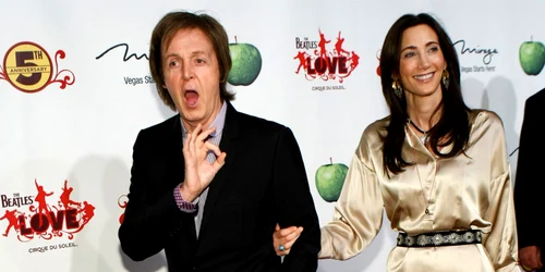 Paul McCartney s-a afişat de mai multe ori cu Nancy Shevell