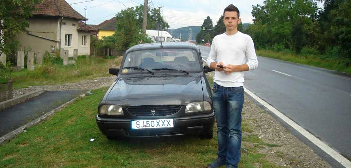 Cristian şi Dacia care porneşte prin bluetooth