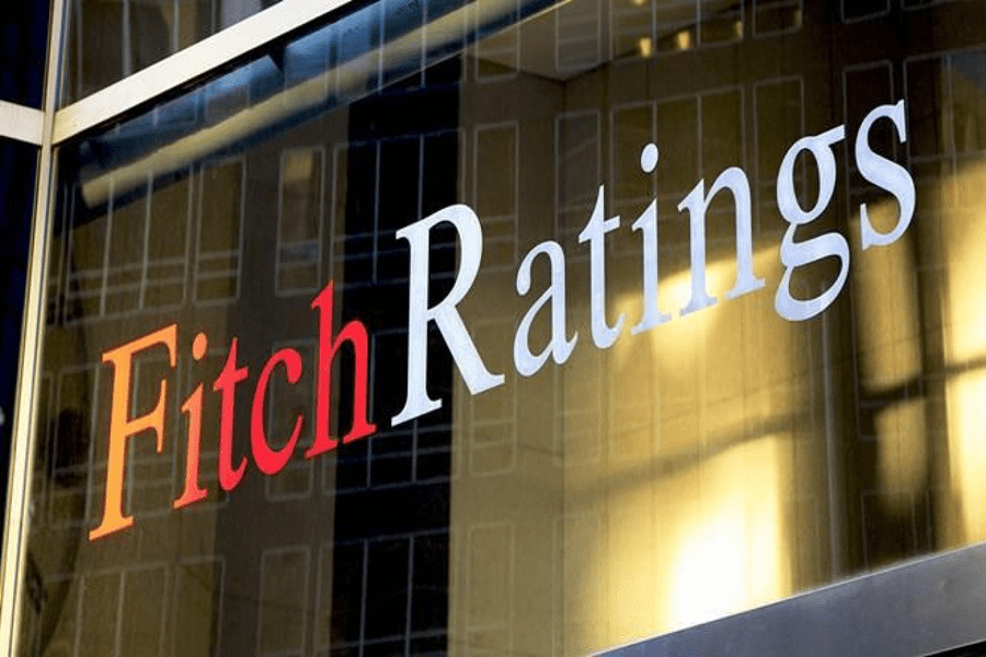 Fitch a reconfirmat ratingul României la "BBB minus" şi a revizuit perspectiva de ţară de la negativă la stabilă