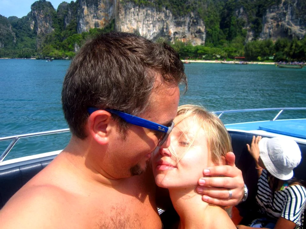 
    Florin şi Ioana Grozea, în Thailanda  