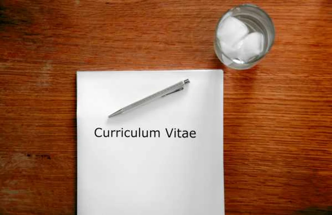 curriculum vitae cv Foto SNSPA