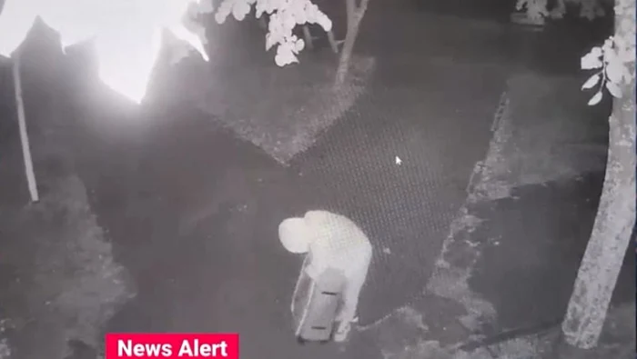 Loredana a dus geamantanul în parc / foto: captură video