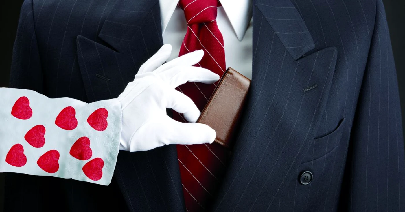 Sfântul Valentin bagă mâna în buzunarele românilor, căutând bani de cadouri, inimioare de pluş şi ciocolată Foto: Shutterstock