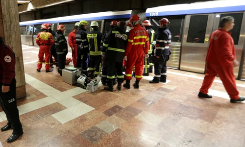 incident metrou femeie prinsa sub tren foto fb stirile kanal d jpg