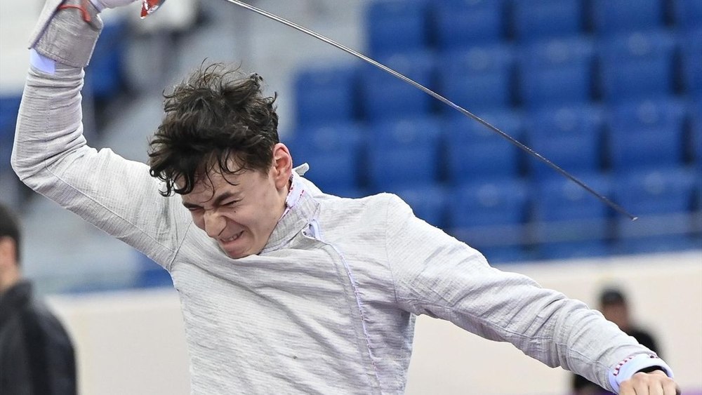 Pe urmele tatălui: Vlad Covaliu e campion mondial la sabie. Rezultat admirabil al băiatului lui Mihai Covaliu