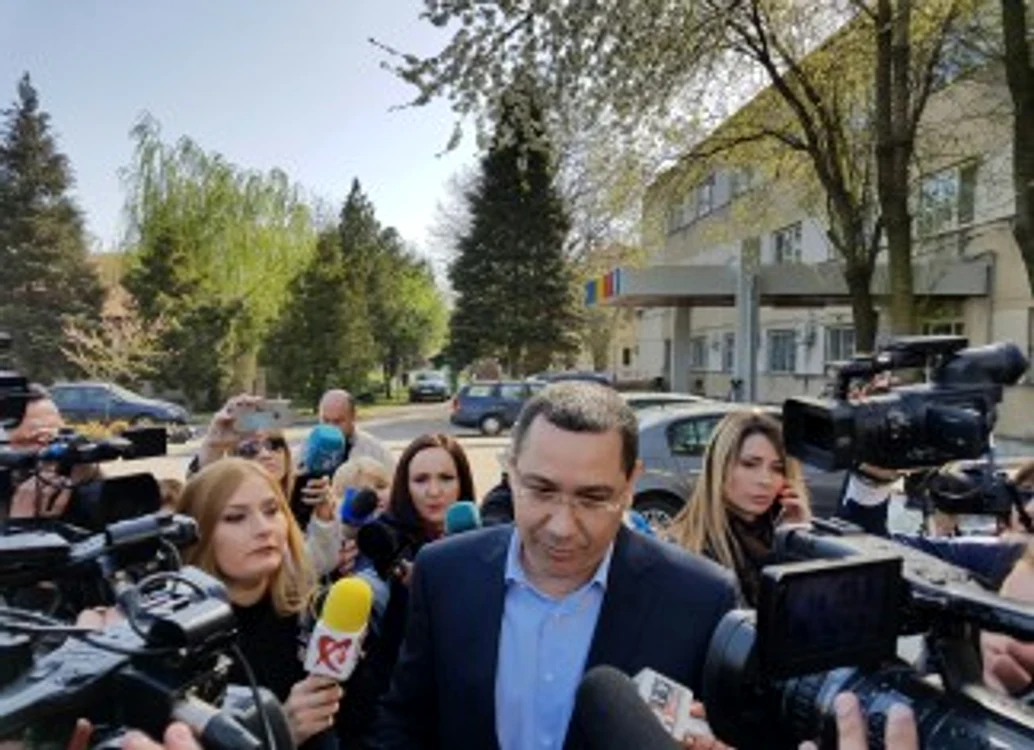 
    Victor Ponta este anchetat pentru spălare de bani   