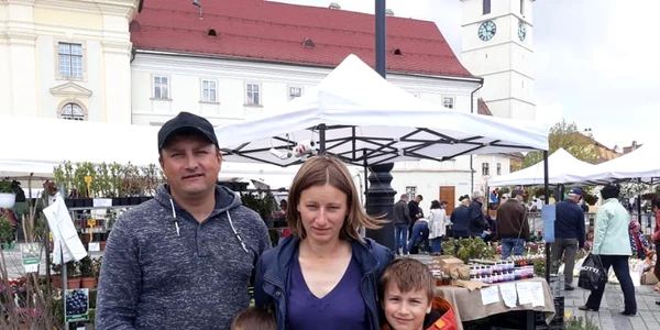 familia care cultivă goji - foto arhiva personală
