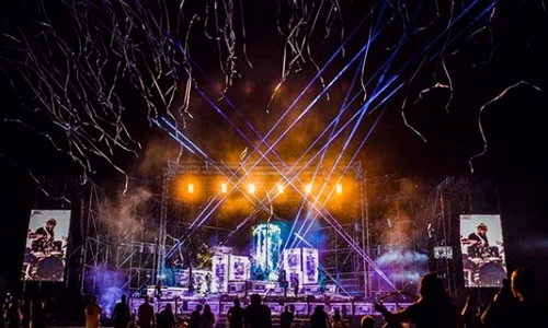 delia concert png