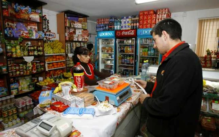 De la 1 iunie 2015, TVA se va reduce la 9% pentru alimente, băuturi nonalcoolice şi servicii de alimentaţie publică