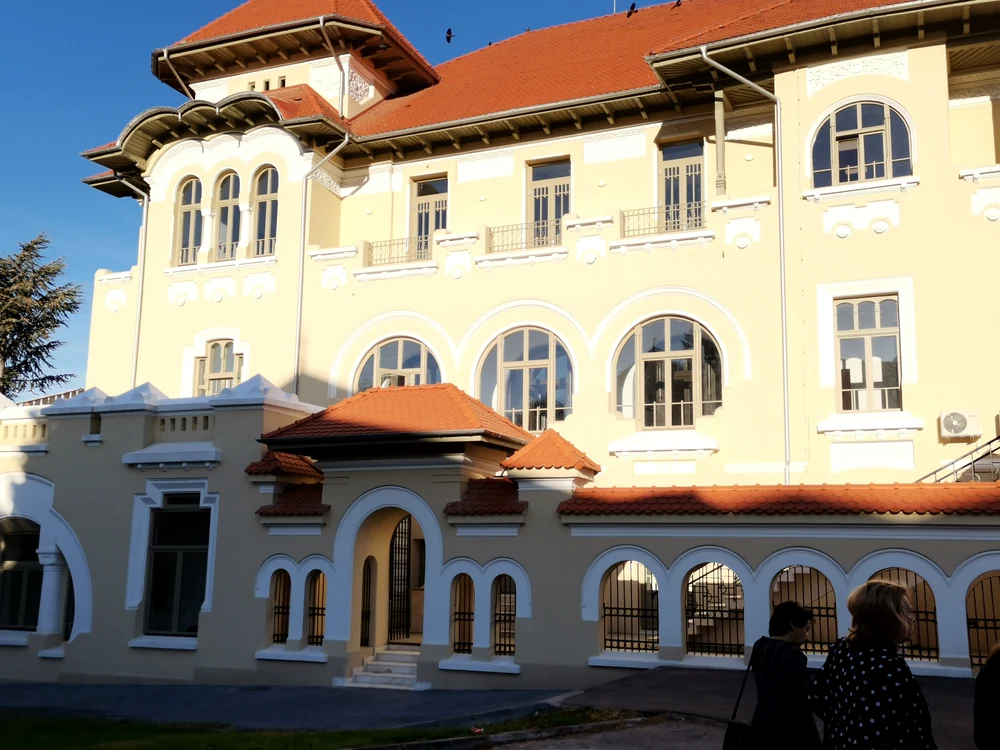 Clădirea a fost preluată în 2015 de Ministerul Justiției FOTO: A.M.