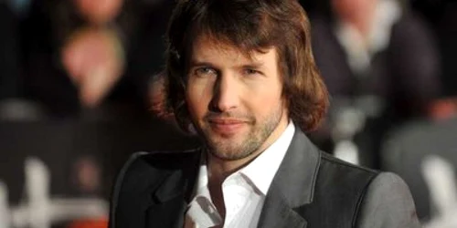 Cântăreţul James Blunt