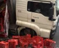 Accident cu un TIR încărcat cu Coca-Cola FOTO Vocea Timişului