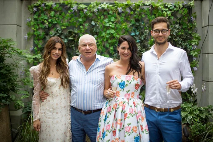 
    Și-a serbat ziua de naștere în Costa Rica, unde locuiește șase luni pe an foto: arhivă personală  