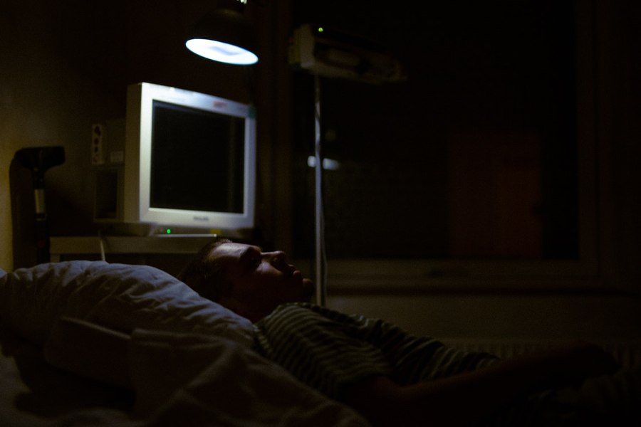 Ce spun oamenii înainte să moară. Ultimele cuvinte ale unor muribunzi, relatate de asistentele medicale
