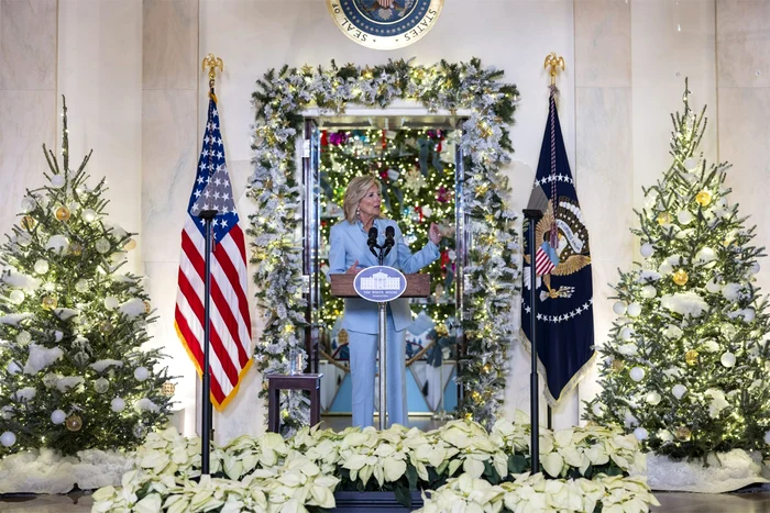 Jill Biden a ales ca temă „magia, minunea şi bucuria Sărbătorilor”